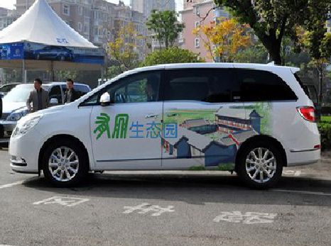 范县户外车贴喷绘如何保持效果?